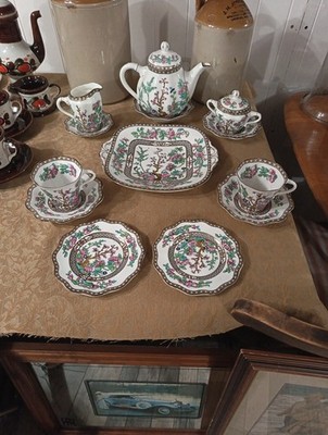 1890 Coalport Indian Tree Scalloped Edges Older Mark Tea For Two Set. Sehr guter Zustand B16