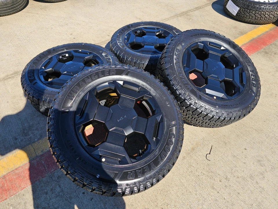 Llantas 17" Kia Sorento X-PRO OEM llantas neumáticos Telluride Sedona 2025 2026 neumáticos NUEVO Foto 4 de 4
