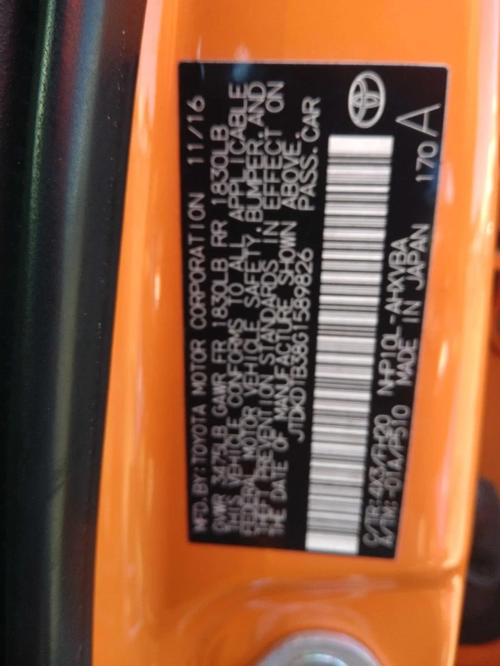 Capó usado se adapta a: Toyota Prius Prius C 2016 VIN B3 séptimo y octavo dígito grado A Foto 4 de 4