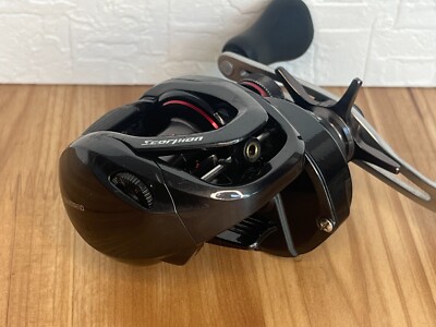 Shimano 16 scorpion 71 HG Left Baitcasting Reel 7.2:1 Gear Very
