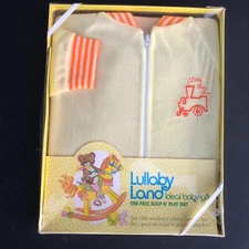 VTG LULLABY LAND Pajamas One Piece Sleep N Play Suit L 14-19lbs (6-9 Mo) Train