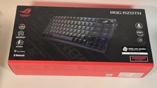 ASUS ROG Azoth Tastiera da Gioco Wireless M701 — Connettività Tri-Mode, RGB, OLED