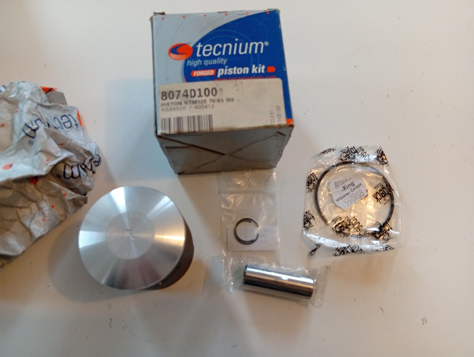 Piston forgé Tecnium 8074d100 pour redécouvrir le tout-terrain en KTM 125 vintage