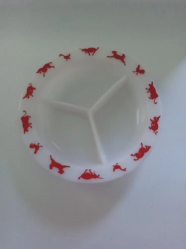 Vtg Hazel Atlas Milk Glass Divided Child's Plate Red Barnyard Animals EUC