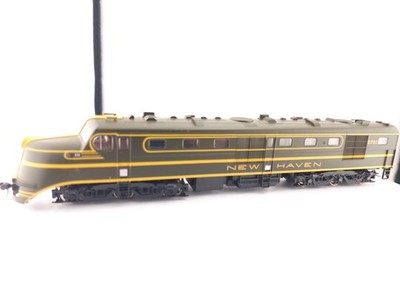 Life Like/Proto 1000? New Haven DL-109 Diesel Locomotive NH 0702 Model Train