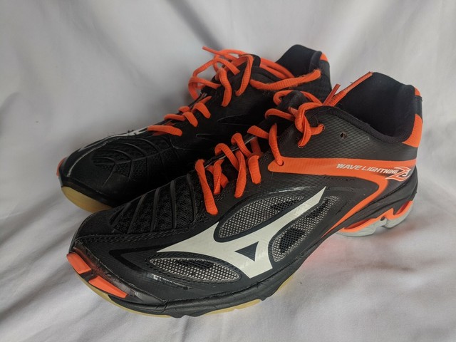 mizuno wave lightning z3 online
