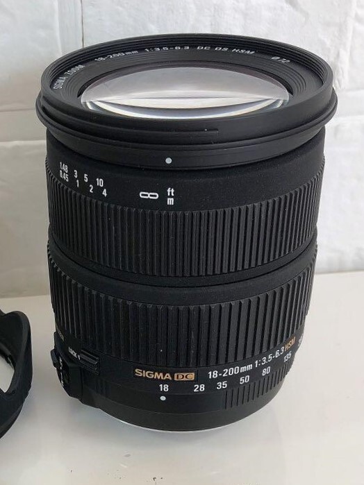 Sigma DC 18-200mm HSM OS Nikon 用 #7811 Amazon.com : Sigma 18-200mm f/3.5-6.3 DC Lens for Nikon