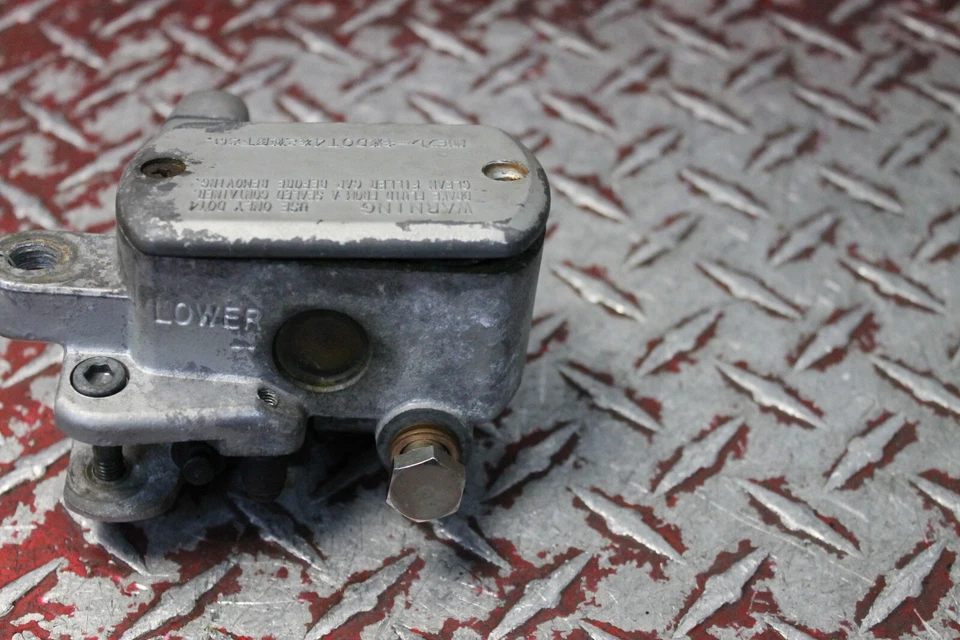 1999 - 2009 YAMAHA V STAR 1100 OEM FRONT BRAKE MASTER CYLINDER SEE DESC YVS2 - Image 3 of 4