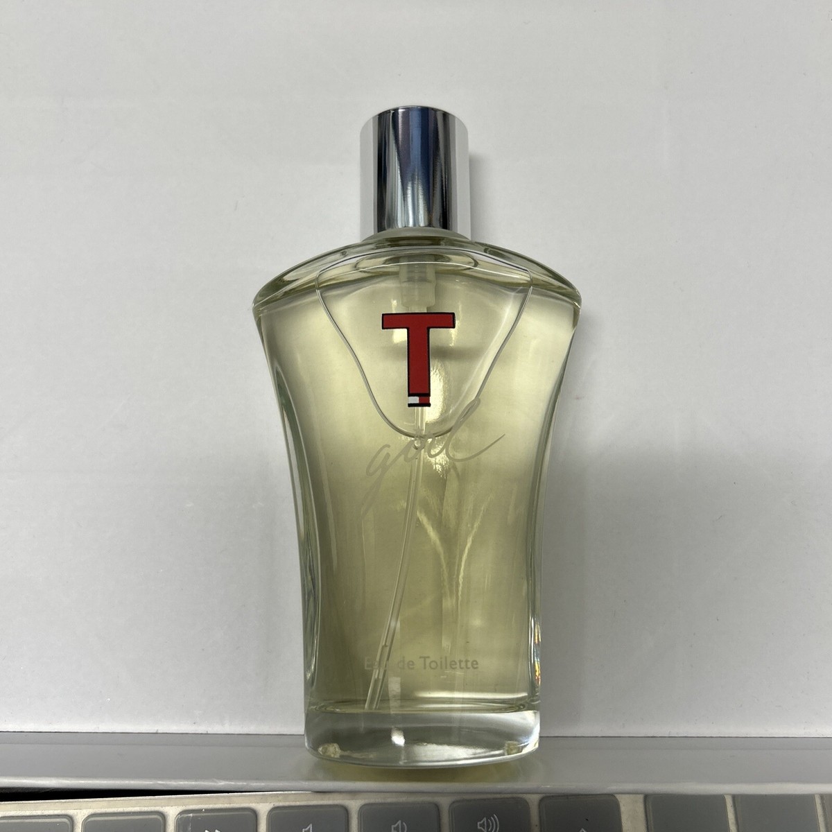 T Girl Tommy Hilfiger Eau De Toilette Spray oz