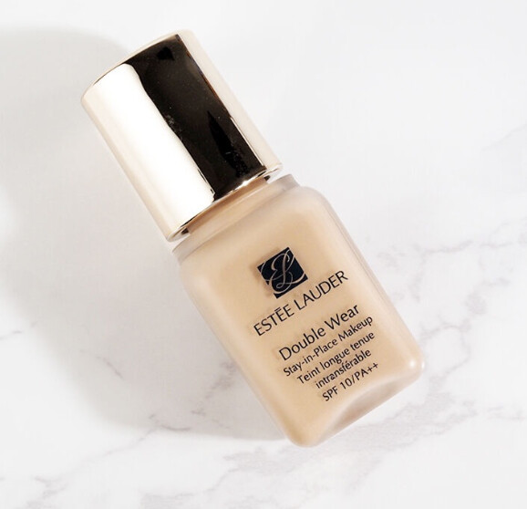 Estee Lauder Double Wear Stay-in-Place Makeup #1W1 Bone