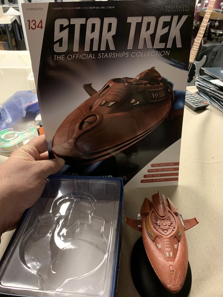 Star Trek Starships Vulcan D'Kyr Die-Cast Metal Vehicle with Collector