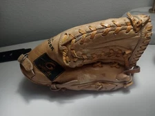 vintage Gambles the hugger baseball glove
