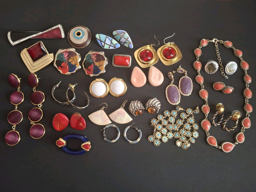 Lot of Vntg Enamel Earrings 80's 90's Retro Mod Statement Stud Multicolor - Picture 1 of 20