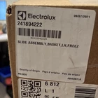 241894222 Slide Assembly