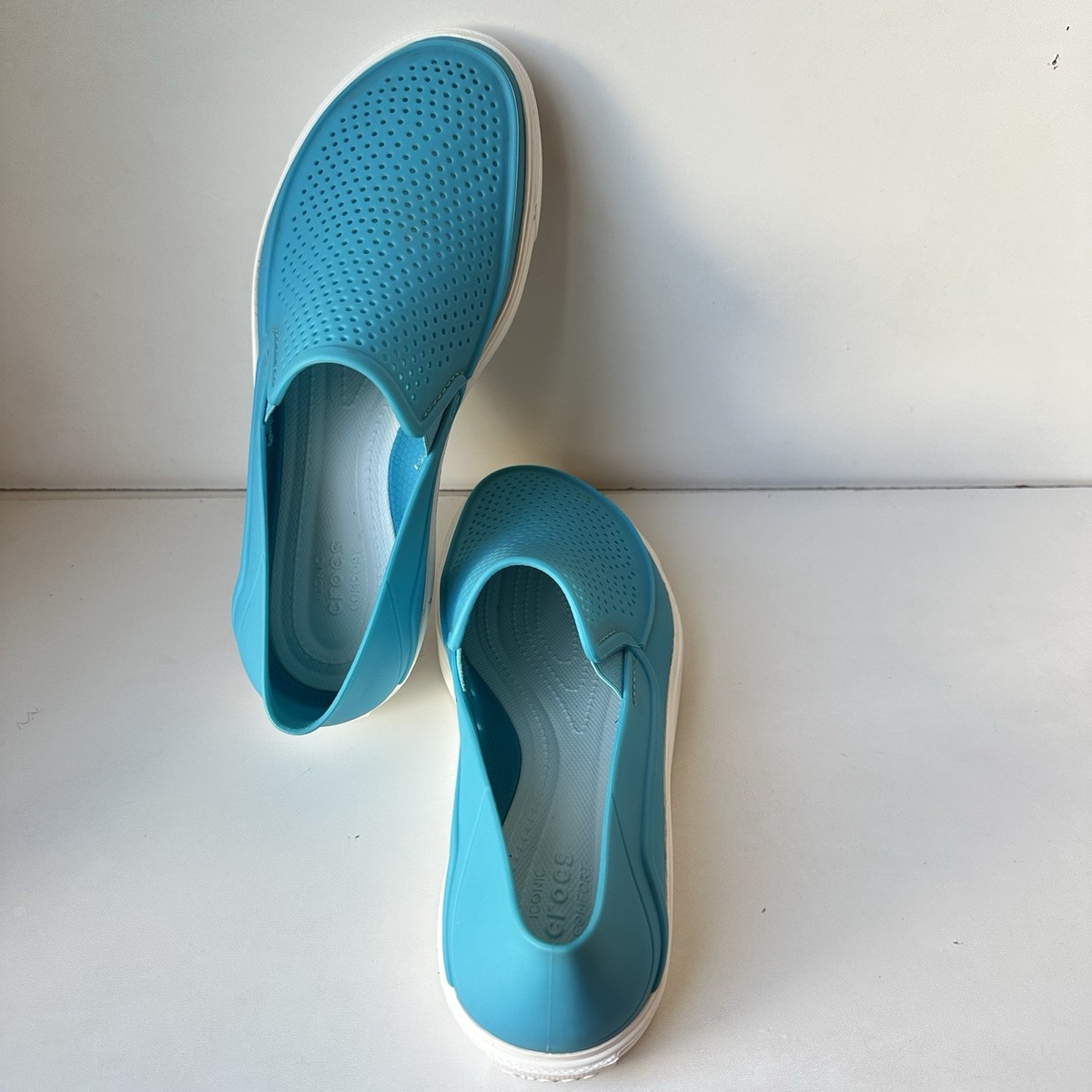 Crocs Unisex Adult Slippers, Light Blue Slip On Casual Shoes Sz:M7-7.5 W9-9.5 Crocs Unisex Baya Lined Fuzz Strap Clogs - Walmart.com main image 2