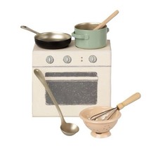 New Maileg Miniature Cooking Set Pots Pans NIB