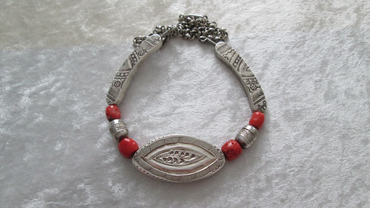 Collier Ancien Traditionnel Berbère En Argent Massif - Bijou Antiquité - Occasion