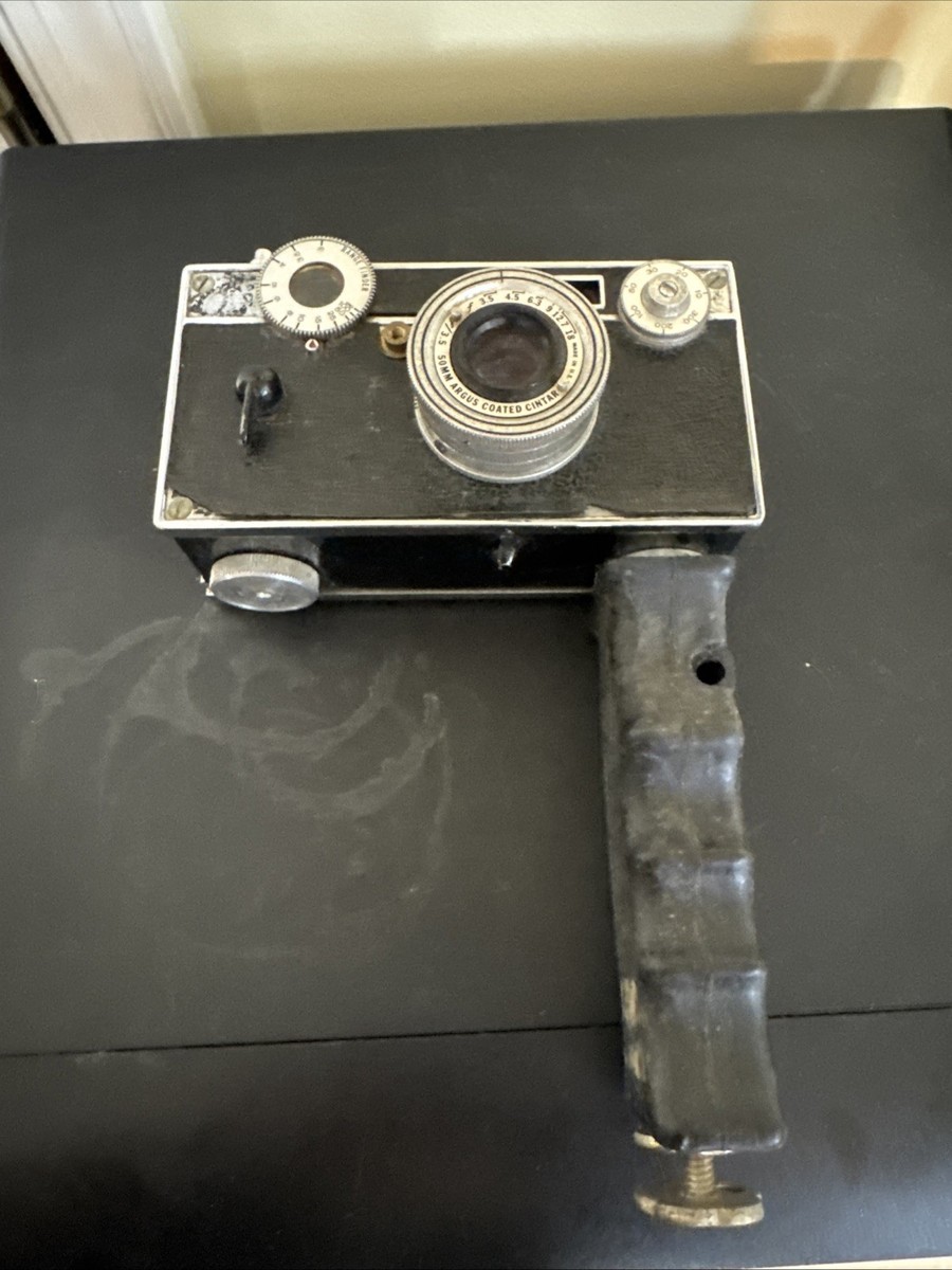Vtg Argus C3 50mm f/3.5 Coated Cintar Lens 35mm Rangefinder Film