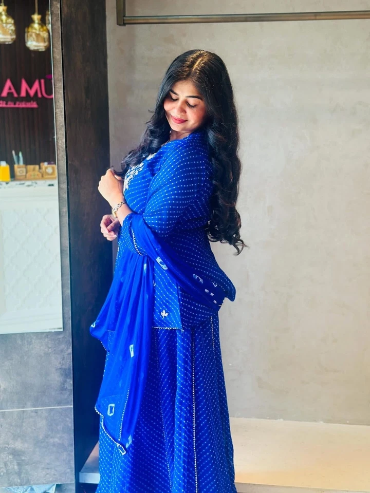 Royal Blue Embroidered Georgette Anarkali Set with Printed Dupatta(S To 3Xl) - Image 4 of 4