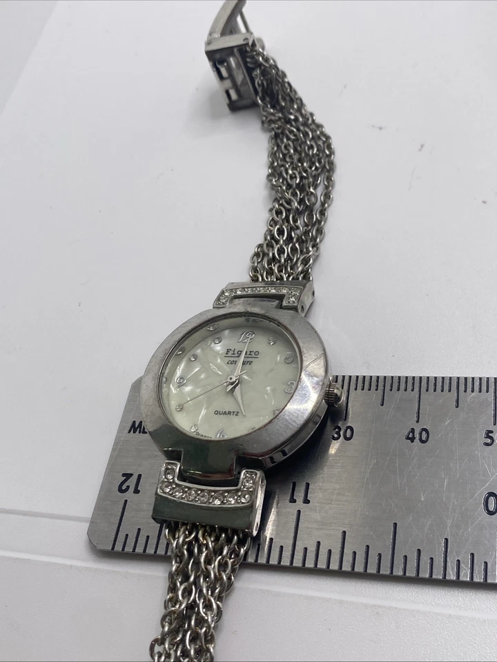 Vintage Figaro Womens Silver Tone Quartz Watch Works New Battery - Image 4 of 4