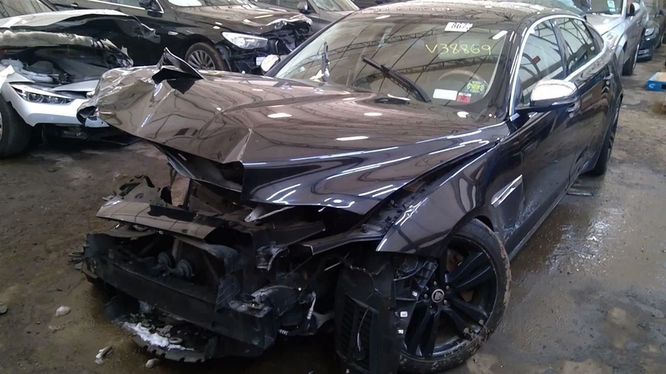 Speedometer Cluster Fits 10-13 XJ 6464642 - Image 2 of 4