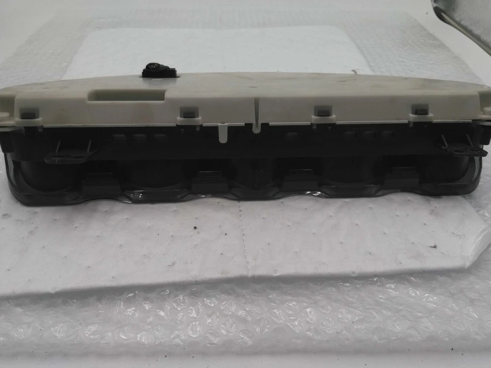 2013 GMC Acadia Speedometer Gauge White OEM 22971813 - Used, Scuffs - Image 4 of 4