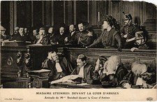 CPA PARIS Mme Steinhel devant la Cour d'Assises Attitude (700457)