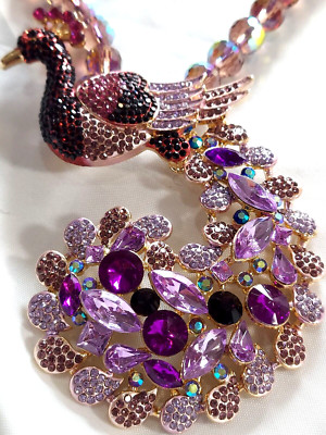 NWT Eye Candy La Exotic Glass Beads Purple Peacock Necklace See Note