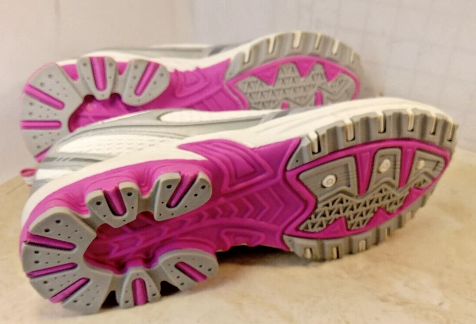 Tenis LA Gear para mujer 8,5 "Walk N Tone" blanco plateado magenta LA2062CW Foto 2 de 4