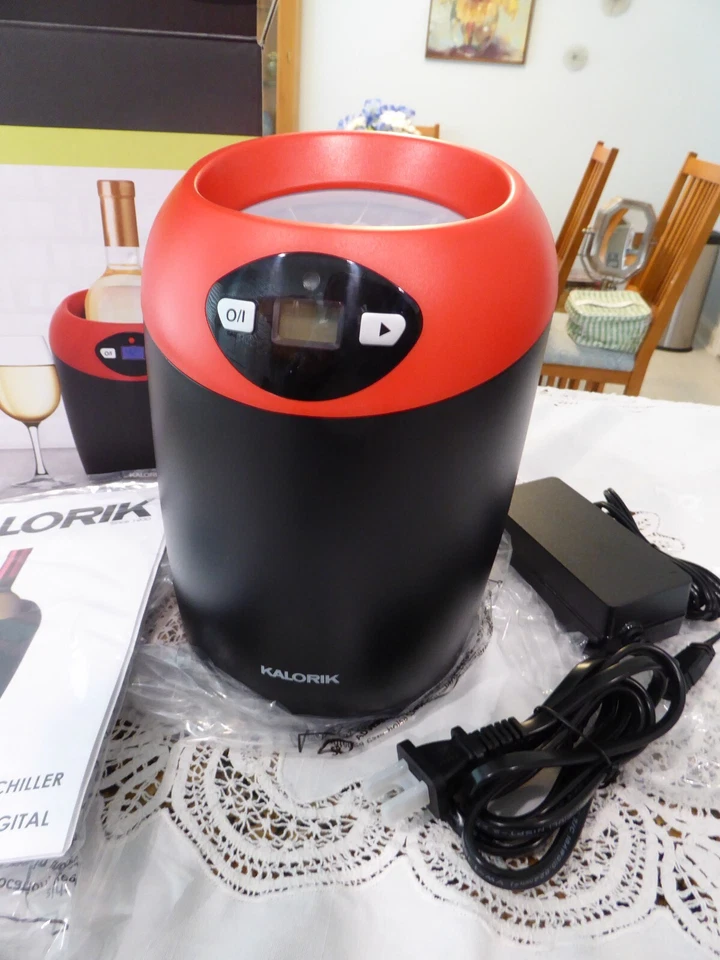 Enfriador de botellas de vino DIGITAL - Rojo Negro Modelo WCL 46343 R - NUEVO EN CAJA Foto 3 de 4