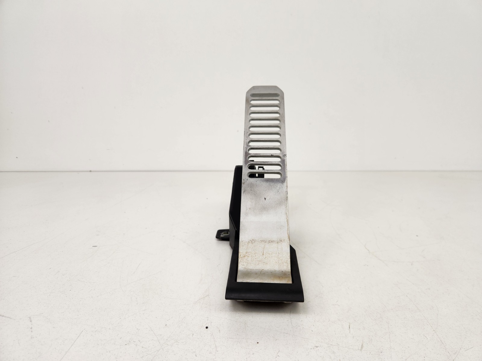 McLaren MP4-12C 2012-2014 Accelerator pedal