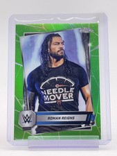 ROMAN REIGNS 2025 TOPPS CHROME WWE GREEN REFRACTOR /99 SMACK DOWN #3 Q0282