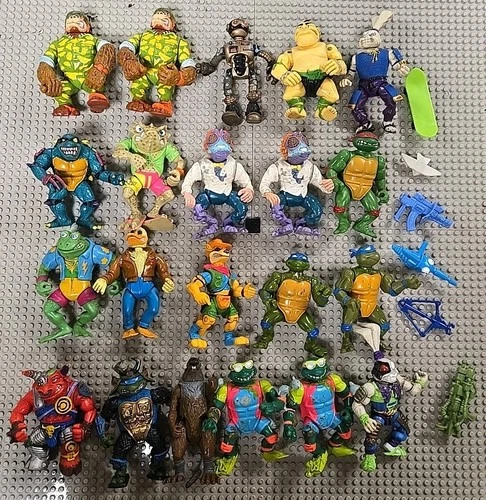 21 TMNT Vintage Figures Lot