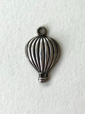 Vintage sterling silver charm hot air balloon