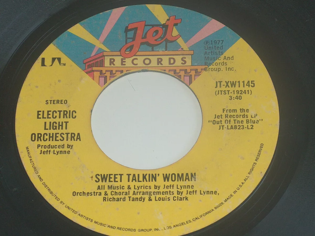 ELO Electric Light Orchestra - Sweet Talkin Woman + Fire on High - 7 45  RPM!