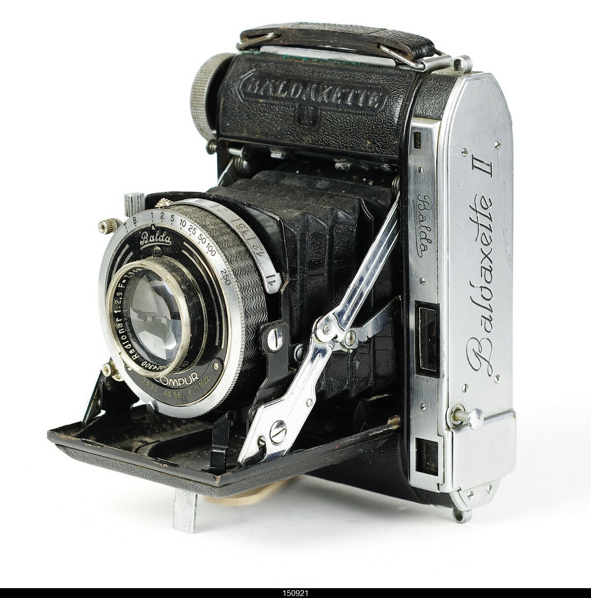 Camera  Folding 6x6  RF Balda Baldaxette II  Lens Schneider 