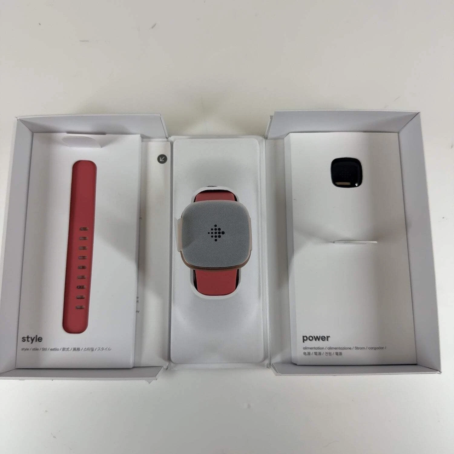 FitBit PAP21 Fitness Tracker VERSA 4