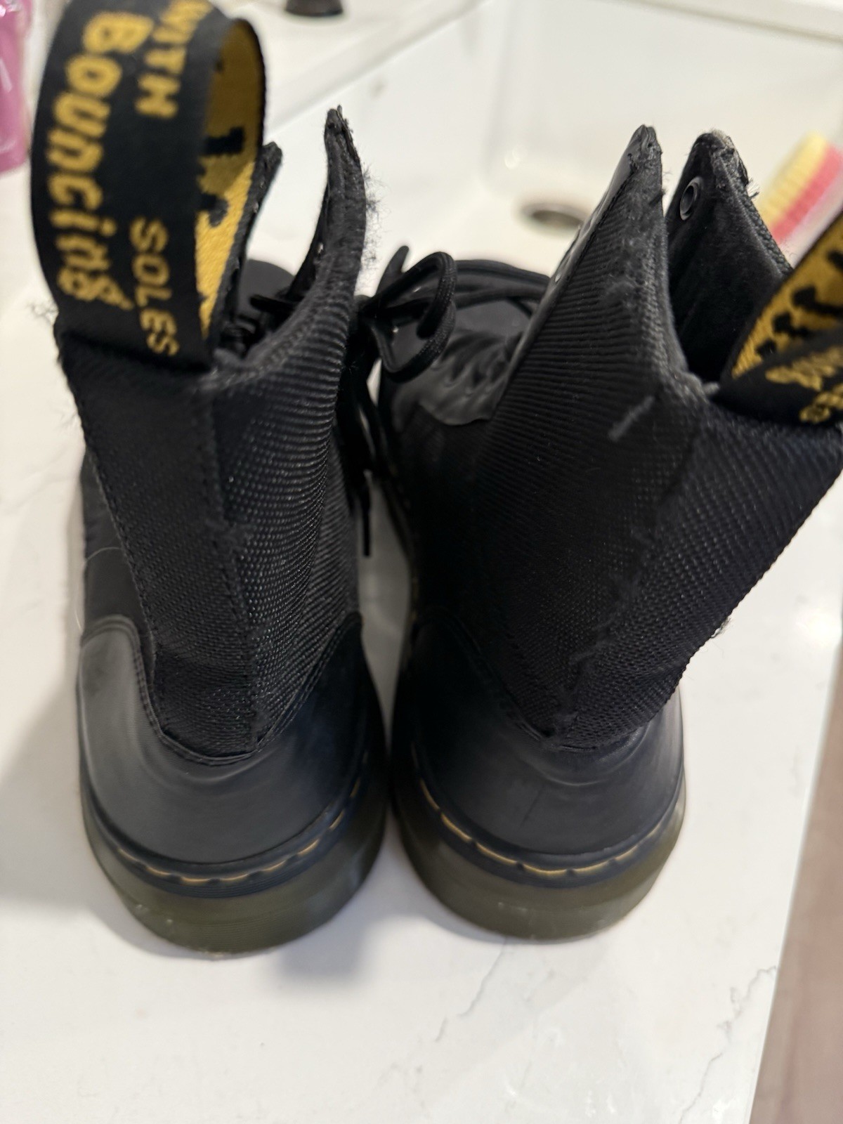 Doc Martens Combs Casual Combat Boot Men's 8 Women's 9 Air Wair thumbnail 2