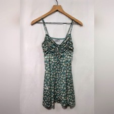 UO Daisy Street Floral Cross-Back Midi Dress Womens S Green Cottagecore Peasant