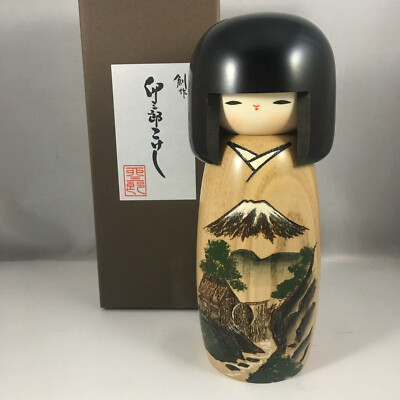 Japanese Usaburo Kokeshi Wooden Doll 7.5'' Girl Sansui Mt Fuji Yama Made in Japan