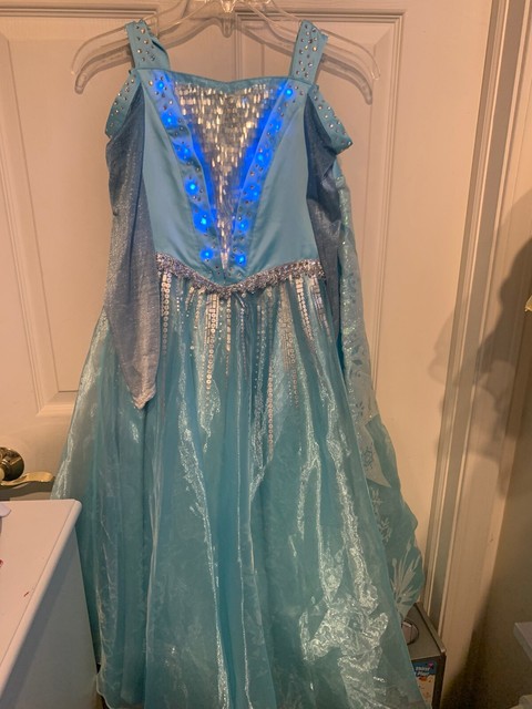 Disney Store Limited Edition Elsa Costume Light Up Frozen Child Size 8 Works | eBay