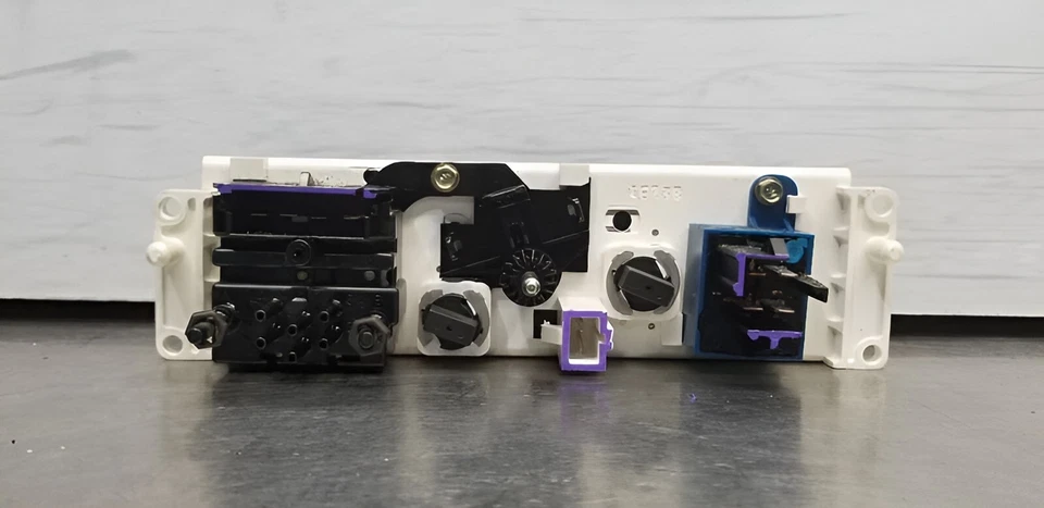 1994-2000 Ford Mustang A/C Heater Temperature Manual Climate Control Unit OEM - Image 2 of 4