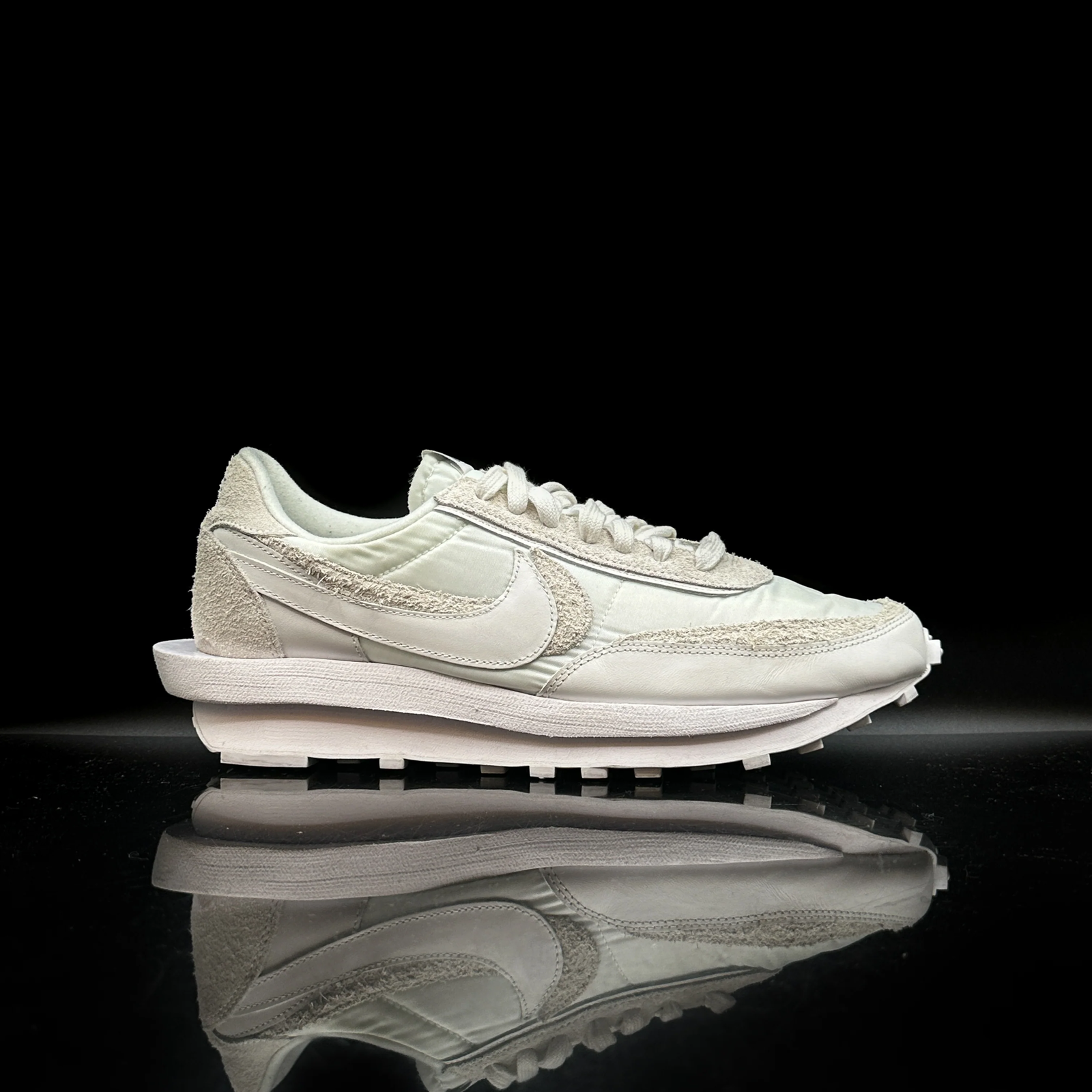 white nylon nike sacai