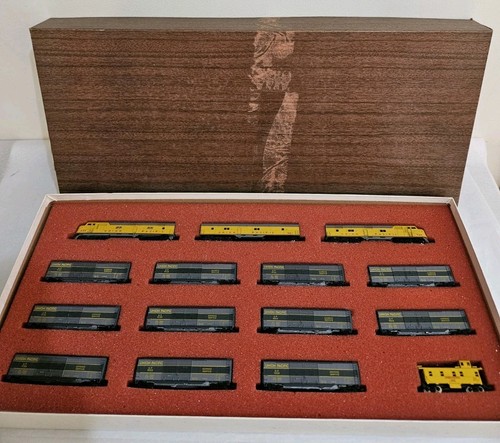 Con Cor Union Pacific Express Service Set Escala N Edición Limitada Set 008511 | Condition: Used