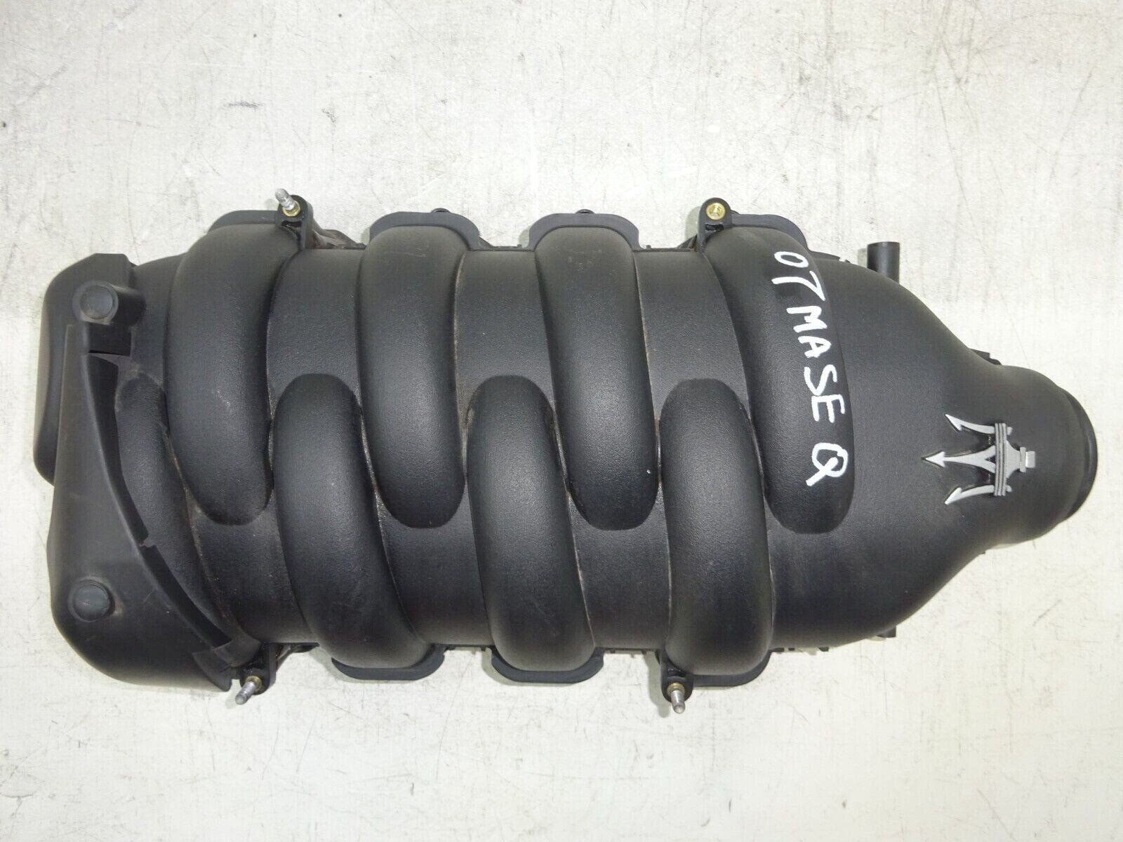 2004-2008 Maserati Quattroporte 4.2L V8 Air Intake Manifold OEM DE2209203