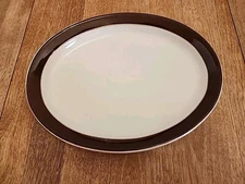 Homer Laughlin Child's Platter 8-1/2" Wide x 7" Deep Restaurant Ware Brown Rim