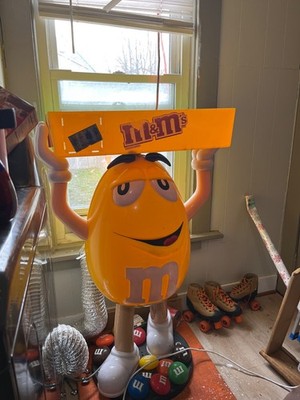 M&M's Yellow Peanut M&M Store Display With Tray Huge Giant | eBay