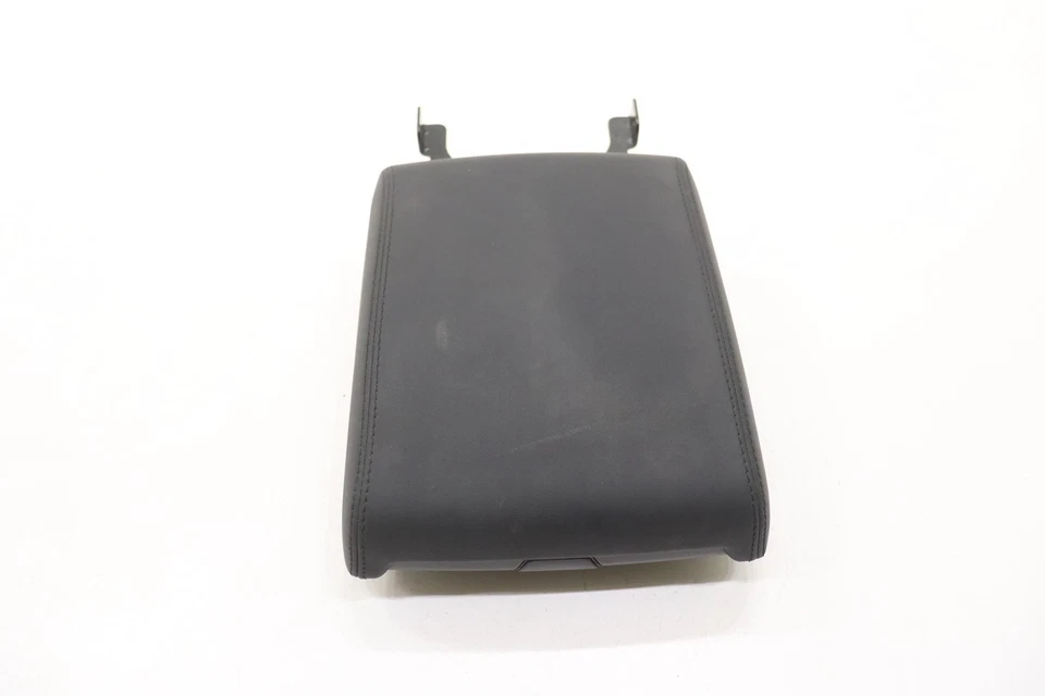 2020 - 2023 LAND ROVER DISCOVERY SPORT CONSOLE ARMREST ARM REST OEM TRIM_300XK - Image 2 of 4