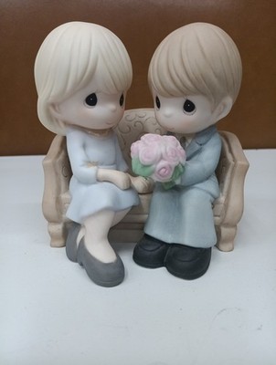 Precious Moments ''An Everlasting Love'' # 143016.. B29