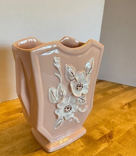 Vintage Hull Art Pottery USA R-6 Rosella Vase Pink and White Embossed NICE ONE